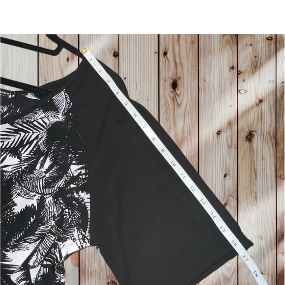 Tropical 🌴 Palm Tree Top! 1X - Picture 5 of 7